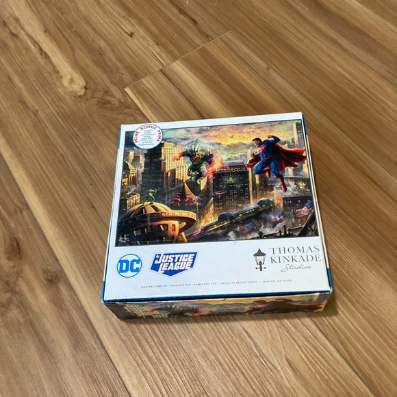 Thomas Kinkade DC VS Justice League 1000 Piece Puzzle Super Man and Doomsday - Picture 3 of 3